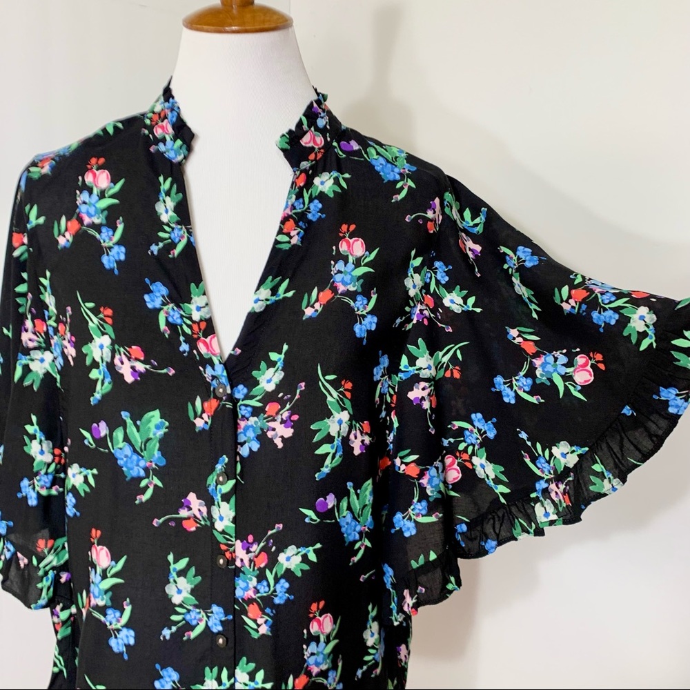 SOLD-Anthropologie Flutter Ruffled Floral Blouse - Picture 5 of 10
